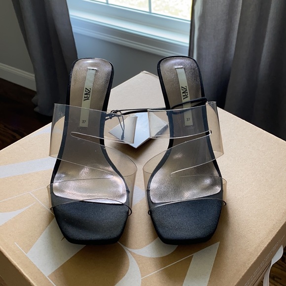 𝗡𝗪𝗧 𝗭𝗮𝗿𝗮 • High Heeled Vinyl Sandals - Picture 7 of 11